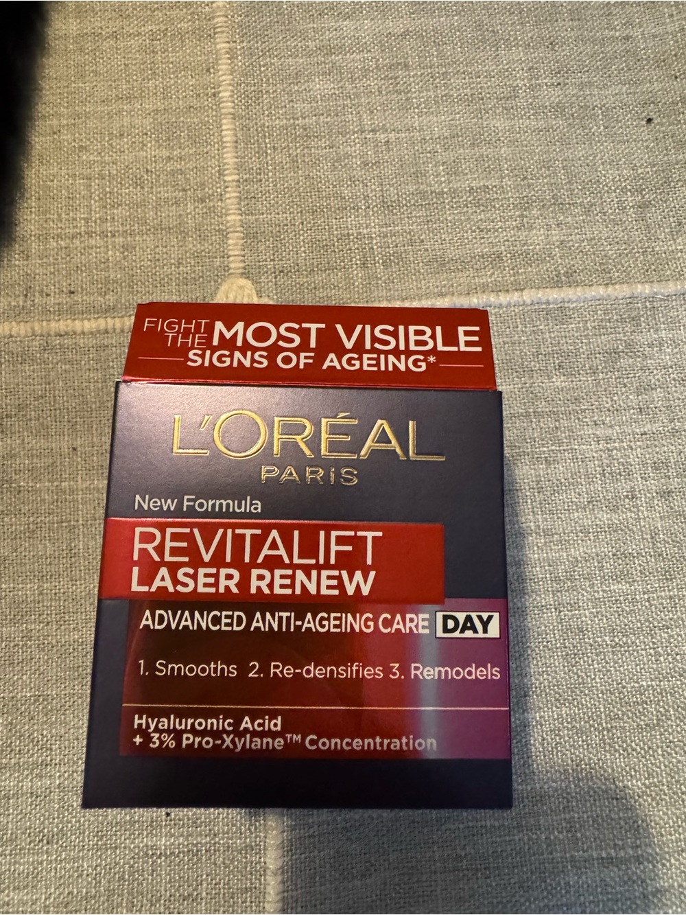 L'Oréal Revitalift Laser Renew Day Moisturizer - Red and Blue Packaging